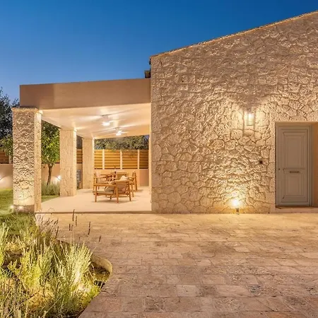Omorfia Villa *