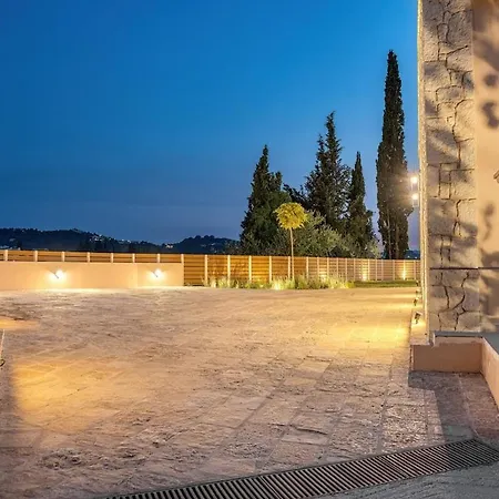 Omorfia Villa Alepou